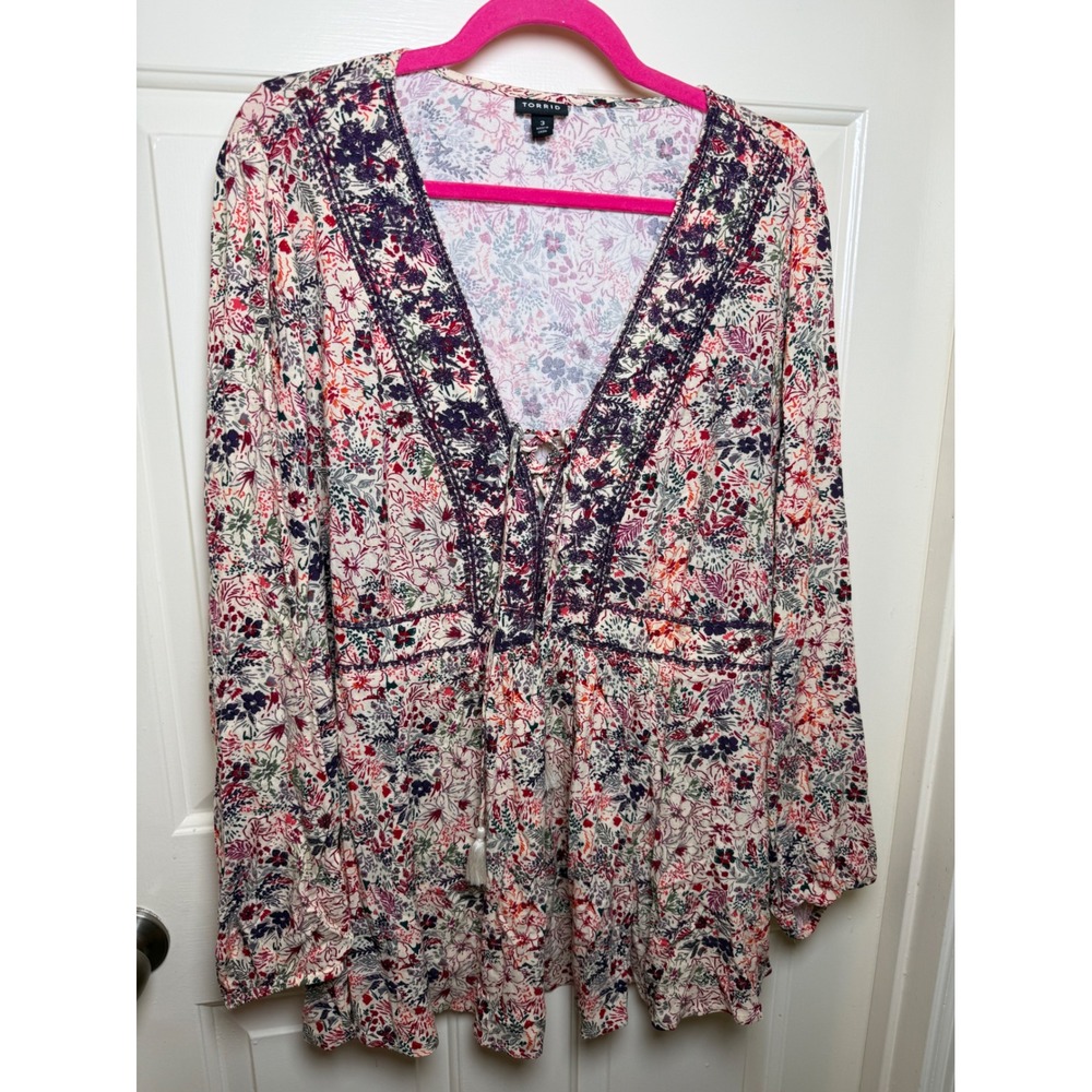 Torrid Floral Lace Up Tassel Babydoll Tunic Top